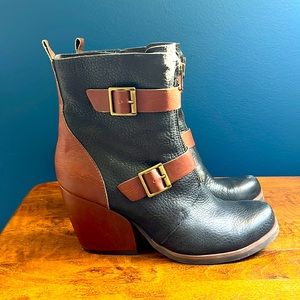 KORK-EASE Richard Black Leather Buckle Boots